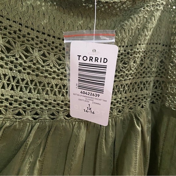 Torrid NWT Plus Size Cotton Button Up Crochet Tank, Olive, Size 1X - Picture 6 of 7